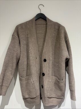 Women’s Woolen Knit Button-Up Cardigan Sweater - Taupe